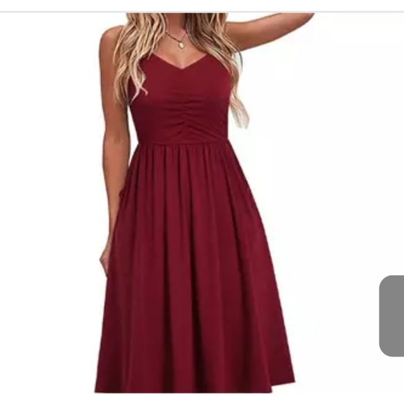 Leo Rosi m buttery soft spaghettistrap fit & flare with pockets - Picture 1 of 8